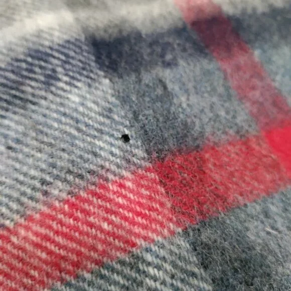 Moon by J.Crew 100% Pure Merino Wool Navy Plaid Scarf 11.5"x37" Woven In England - Picture 7 of 7